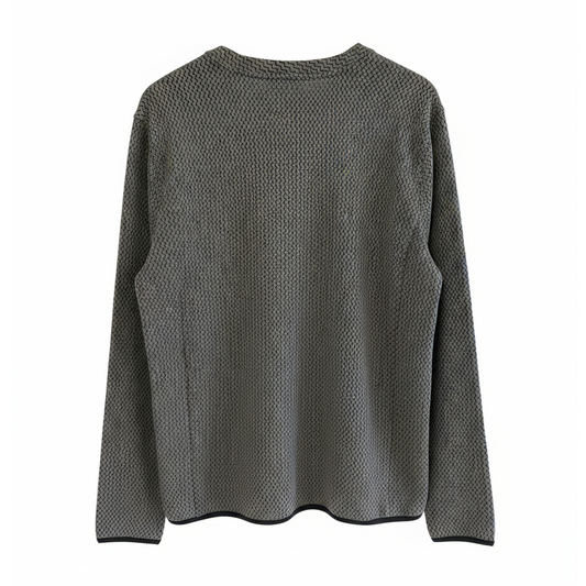 VAULT CHEVRON CREW NECK TOP